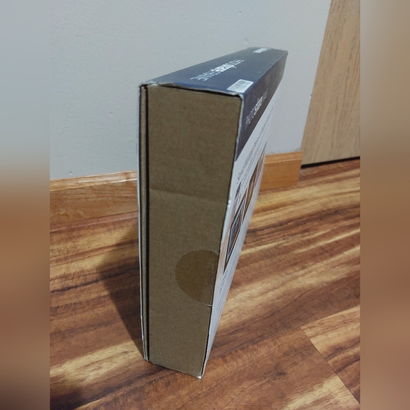 New Brookstone 8" Espresso WiFi Photo Frame - Picture 3 of 12